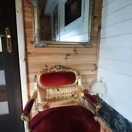 Nad Jeziorem 