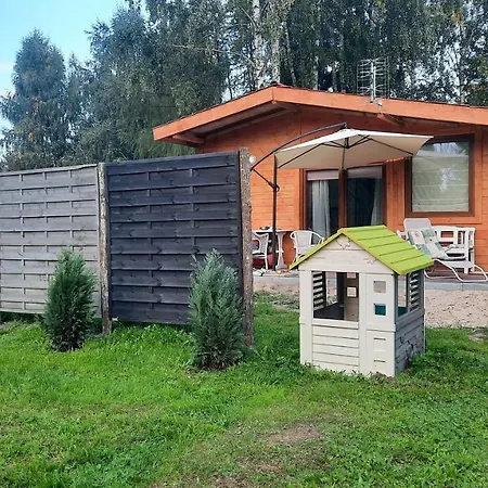 Nad Jeziorem 